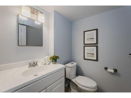 228 Eastforest Trail, Kitchener, ON - Indoor Photo Showing Bathroom