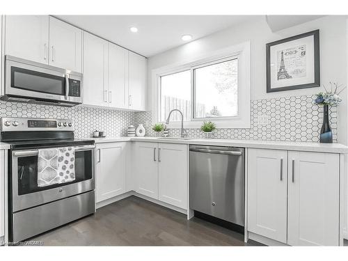10 Jean Avenue, Kitchener, ON - Indoor Photo Showing Kitchen With Upgraded Kitchen