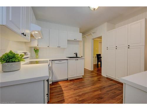 3 St Charles Street W, Maryhill, ON - Indoor Photo Showing Kitchen