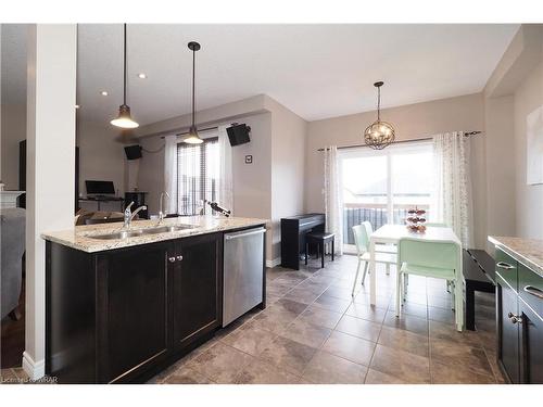 1480 Old Zeller Drive, Kitchener, ON - Indoor Photo Showing Kitchen With Upgraded Kitchen