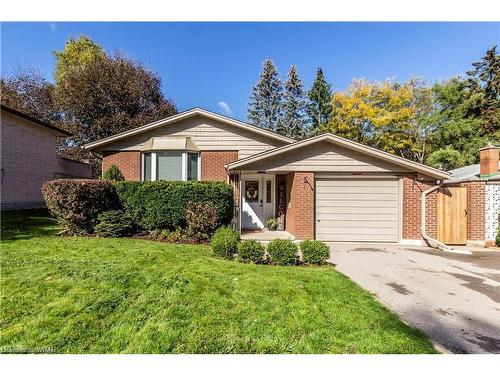 260 Parkmount Drive, Waterloo, ON - Outdoor