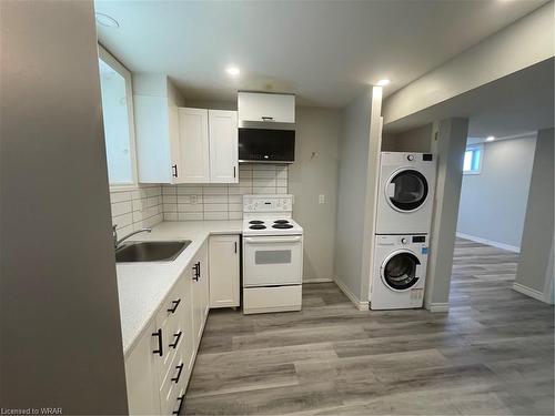 B-2664 Asima Drive, London, ON - Indoor Photo Showing Laundry Room