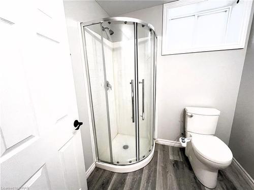 B-2664 Asima Drive, London, ON - Indoor Photo Showing Bathroom