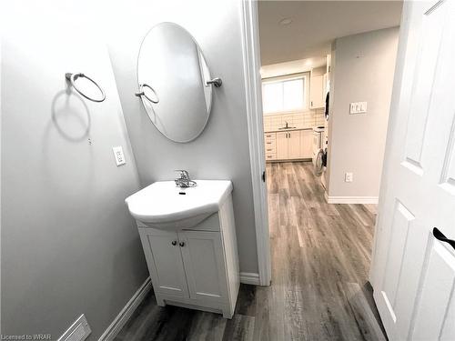 B-2664 Asima Drive, London, ON - Indoor Photo Showing Bathroom