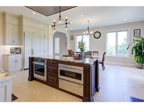 230 Carter Road, Puslinch, ON - Indoor Photo Showing Kitchen