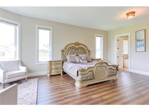 230 Carter Road, Puslinch, ON - Indoor Photo Showing Bedroom