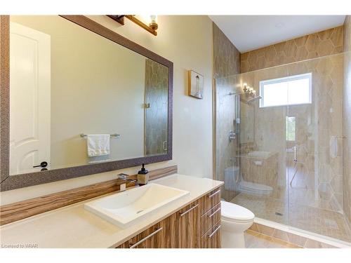 230 Carter Road, Puslinch, ON - Indoor Photo Showing Bathroom