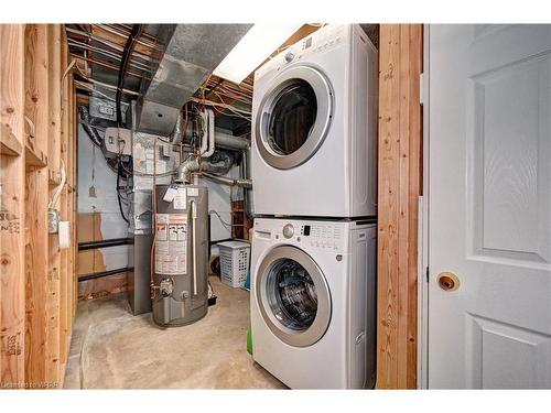 15 Cluthe Crescent, Kitchener, ON - Indoor Photo Showing Laundry Room
