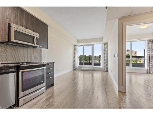 412-155 St Leger Street, Kitchener, ON - Indoor Photo Showing Kitchen