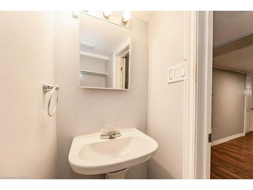 177 Weber Street E, Kitchener, ON - Indoor Photo Showing Bathroom