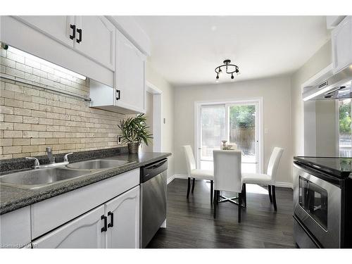 578 Trico Drive, Cambridge, ON - Indoor Photo Showing Kitchen With Double Sink