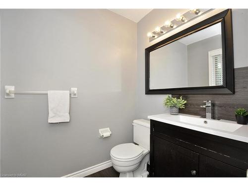 578 Trico Drive, Cambridge, ON - Indoor Photo Showing Bathroom