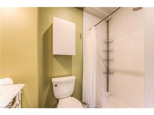28 Spring Street W, Waterloo, ON - Indoor Photo Showing Bathroom