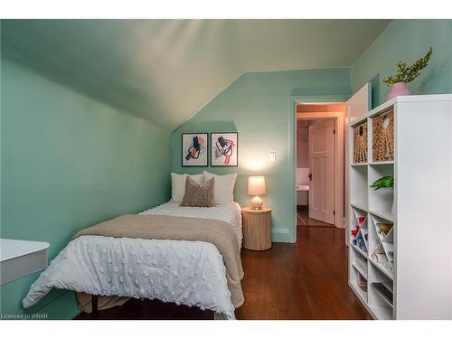 189 Samuel Street, Kitchener, ON - Indoor Photo Showing Bedroom