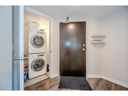 501-778 Laurelwood Drive, Waterloo, ON - Indoor Photo Showing Laundry Room