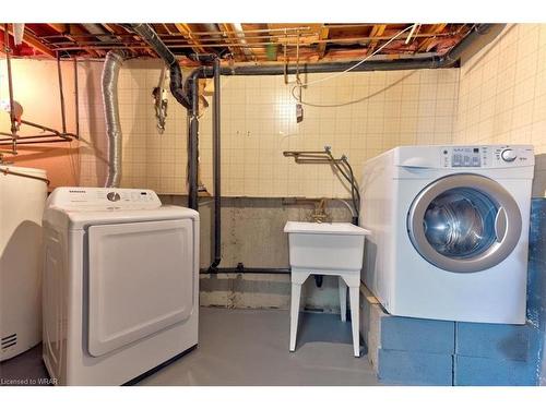 123 Wheatfield Crescent, Kitchener, ON - Indoor Photo Showing Laundry Room