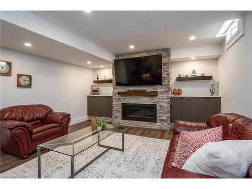 19 Winding Wood Crescent, Kitchener, ON - Indoor Photo Showing Living Room With Fireplace