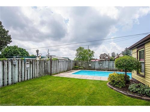 39 Acacia Street, Kitchener, ON - Outdoor With In Ground Pool With Backyard