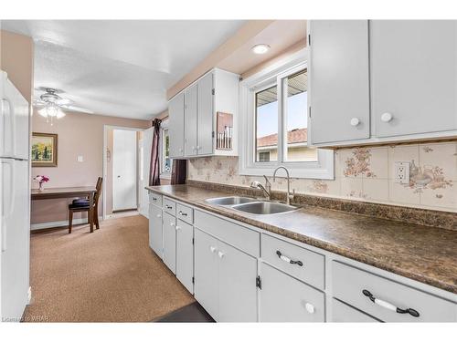 100 Appalachian Crescent, Kitchener, ON - Indoor Photo Showing Kitchen With Double Sink
