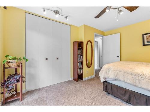 100 Appalachian Crescent, Kitchener, ON - Indoor Photo Showing Bedroom