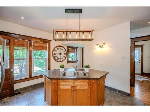 141 Park Street, Waterloo, ON - Indoor Photo Showing Kitchen With Double Sink