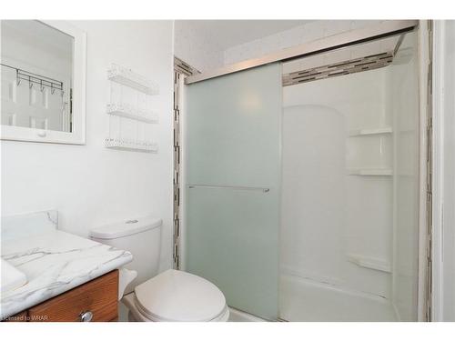 184 Hidden Creek Drive, Kitchener, ON - Indoor Photo Showing Bathroom