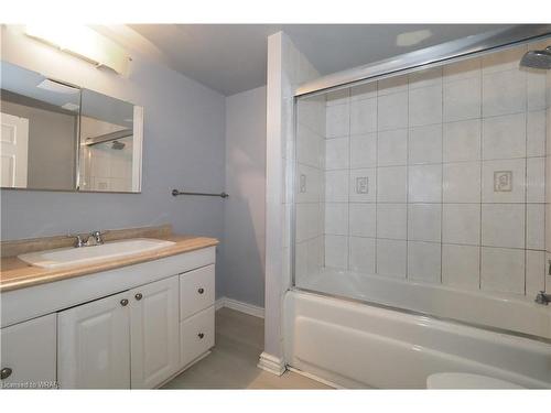 184 Hidden Creek Drive, Kitchener, ON - Indoor Photo Showing Bathroom