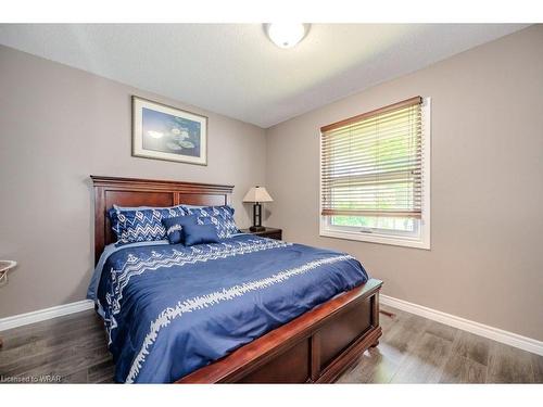 107 Pinedale Drive, Kitchener, ON - Indoor Photo Showing Bedroom