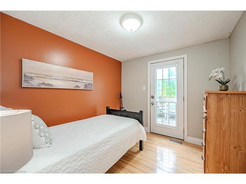 65 Cluthe Crescent, Kitchener, ON - Indoor Photo Showing Bedroom