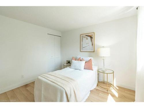 53 Broken Oak Crescent, Kitchener, ON - Indoor Photo Showing Bedroom