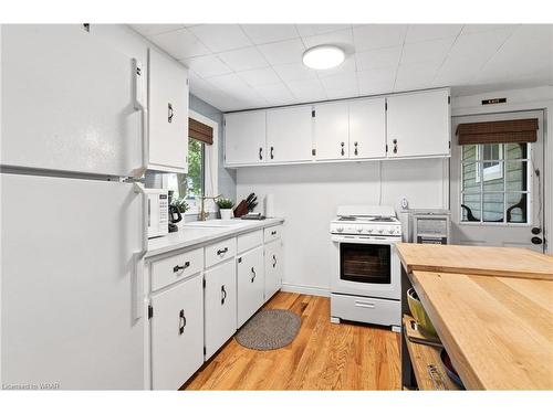 282 Widgeon Cove Road, Northern Bruce Peninsula, ON - Indoor Photo Showing Kitchen