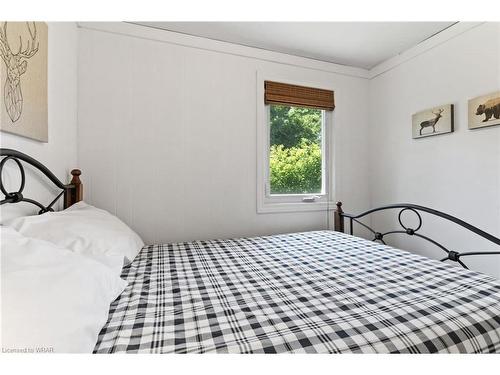 282 Widgeon Cove Road, Northern Bruce Peninsula, ON - Indoor Photo Showing Bedroom