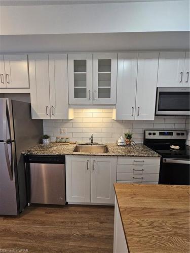 B7-374 Prospect Avenue, Kitchener, ON - Indoor Photo Showing Kitchen With Stainless Steel Kitchen With Upgraded Kitchen