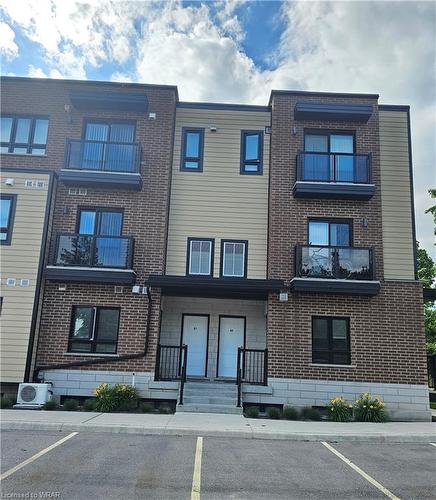 B7-374 Prospect Avenue, Kitchener, ON - Outdoor With Balcony With Facade