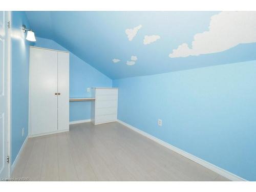 1210 King Street E, Cambridge, ON - Indoor Photo Showing Other Room