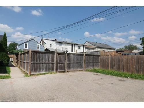 1210 King Street E, Cambridge, ON - Outdoor