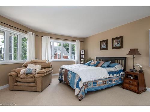 128 Mansion Street, Kitchener, ON - Indoor Photo Showing Bedroom