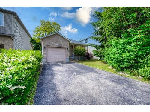 28 Peglar Crescent, Fergus, ON - Outdoor