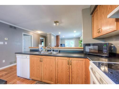 28 Peglar Crescent, Fergus, ON - Indoor Photo Showing Kitchen With Double Sink