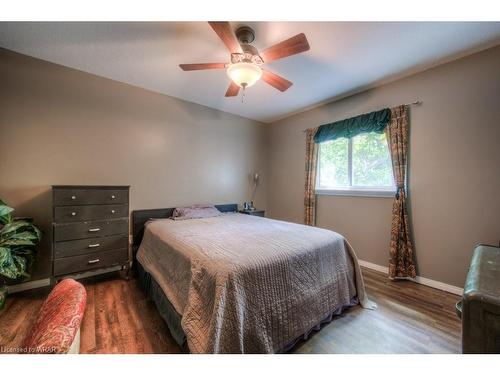 28 Peglar Crescent, Fergus, ON - Indoor Photo Showing Bedroom