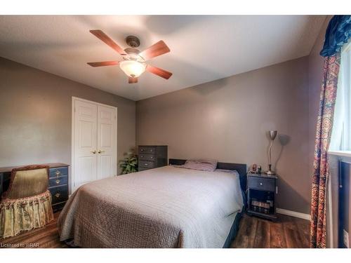 28 Peglar Crescent, Fergus, ON - Indoor Photo Showing Bedroom