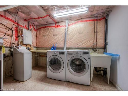 28 Peglar Crescent, Fergus, ON - Indoor Photo Showing Laundry Room