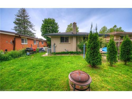 293 Kinzie Avenue, Kitchener, ON - Outdoor With Backyard With Exterior