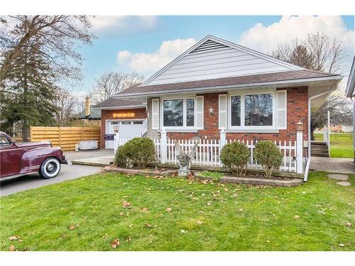 271 Bedford Road, Kitchener, ON - Outdoor