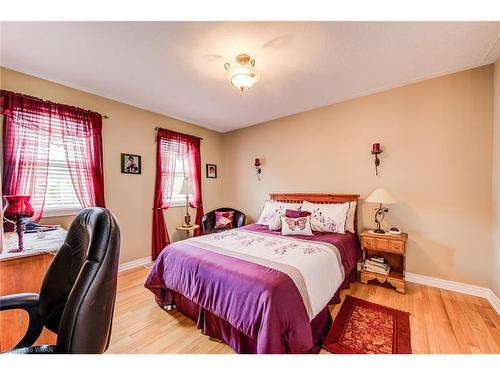 11 Coopershawk Street, Kitchener, ON - Indoor Photo Showing Bedroom