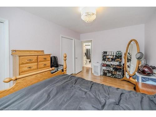 49 Ravine Drive, Cambridge, ON - Indoor Photo Showing Bedroom