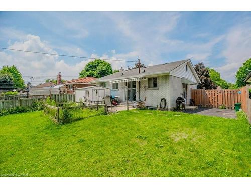 49 Ravine Drive, Cambridge, ON - Outdoor With Backyard