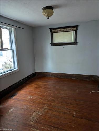 15 Shade Street, Cambridge, ON - Indoor Photo Showing Other Room