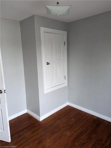 15 Shade Street, Cambridge, ON - Indoor Photo Showing Other Room