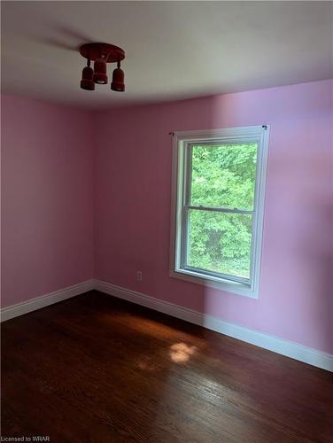 15 Shade Street, Cambridge, ON - Indoor Photo Showing Other Room